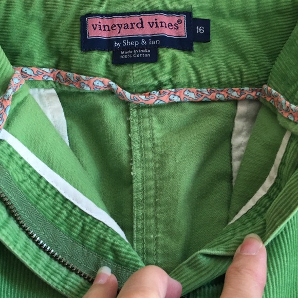 Vibrant lime colored Vineyard Vines skirt! - Picture 5 of 7